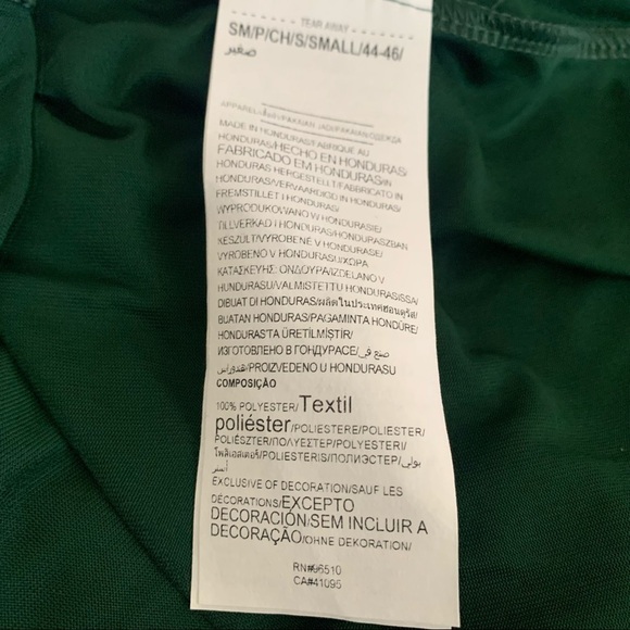 Under Armour New with Tags Loose Mens Army Military Green T Shirt Size Small - Picture 8 of 11